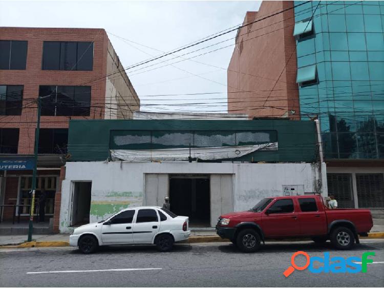 Se vende Local Comercial 720m² en Catia La Mar, La Guaira