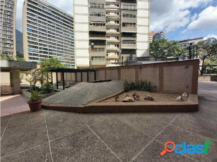 Se vende apto 107m2 3h/4b/2p Sebucán 3242