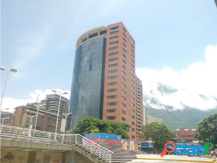 Se vende oficina 58m2 Los Dos Caminos 6843