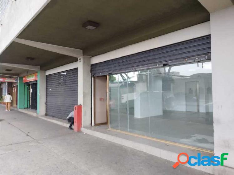 *VENDO LOCAL COMERCIAL EN LA AV LARA CERCA A AV LISANDRO