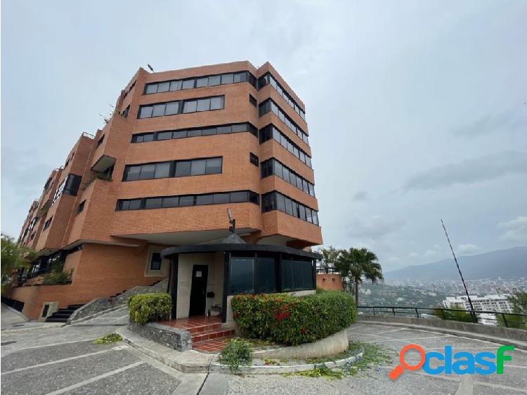 Vendo apto 587m2 5h/6b/6p Lomas de San Román 3253