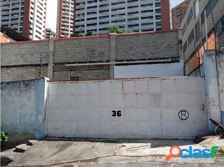 Vendo/alquilo 1050m2 Palo Verde 5154