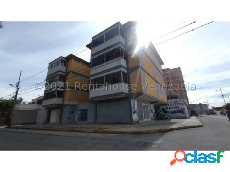 apartamento en Alquiler Centro Barquisimeto 22-14150 jrh