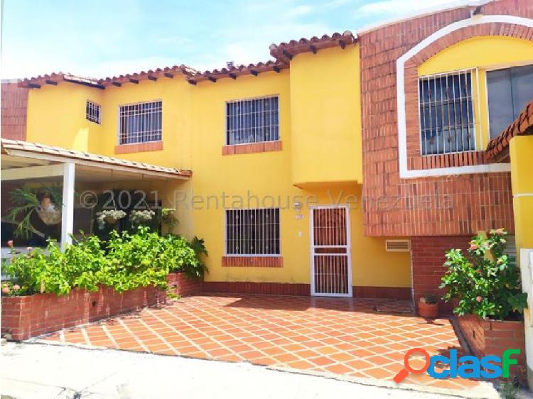 *= Casa en Venta Cabudare Centro Urb. Terramia 22-26932 AS-1