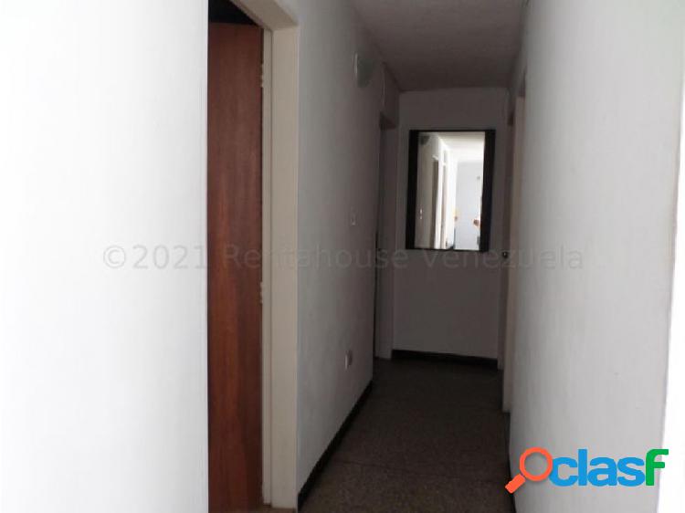 apartamento en Alquiler La Mora Cabudare 22-15153 jrh