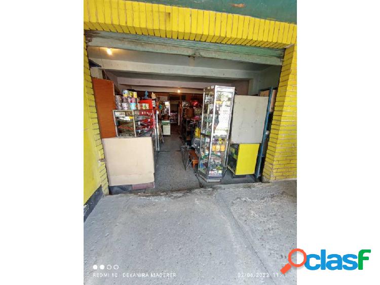 Se vende local comercial en MARIARA