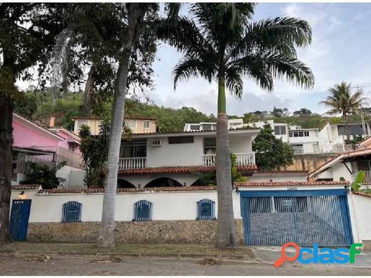 VENTA HERMOSA CASA EN PRADO DEL ESTE