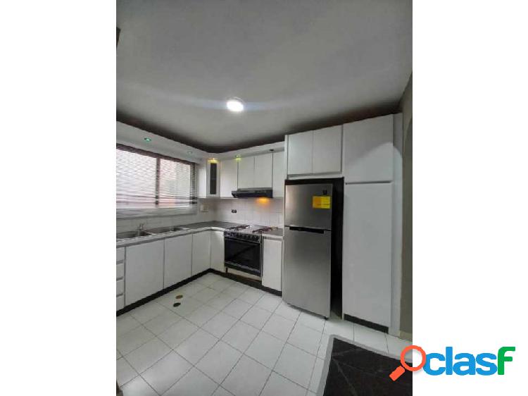 APARTAMENTO DE 101 m2 EN NAGUANAGUA, LA GRANJA.