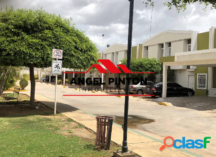 CASA EN VENTA CIRCUNVALACIÓN No 2 LA ARBOLEDA MARACAIBO API