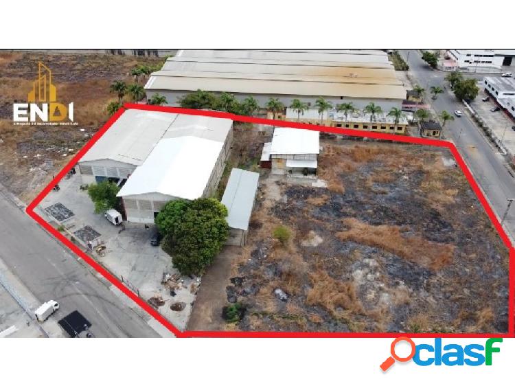 EN VENTA GALPÓN Parque Comercio Industrial Castillito