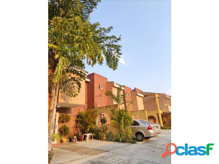 Townhouse en Venta, Urb. Ciudad Jardín Mañongo MC-5366380