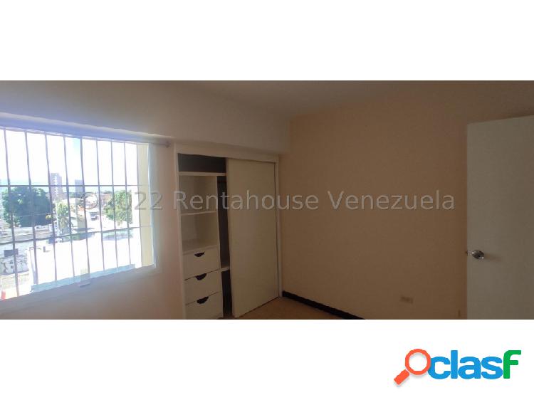Apartamento en Alquiler Barquisimeto 22-27845 DFC