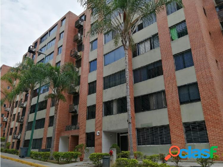 Apto en venta en Los Naranjos Humboldt 20-17898