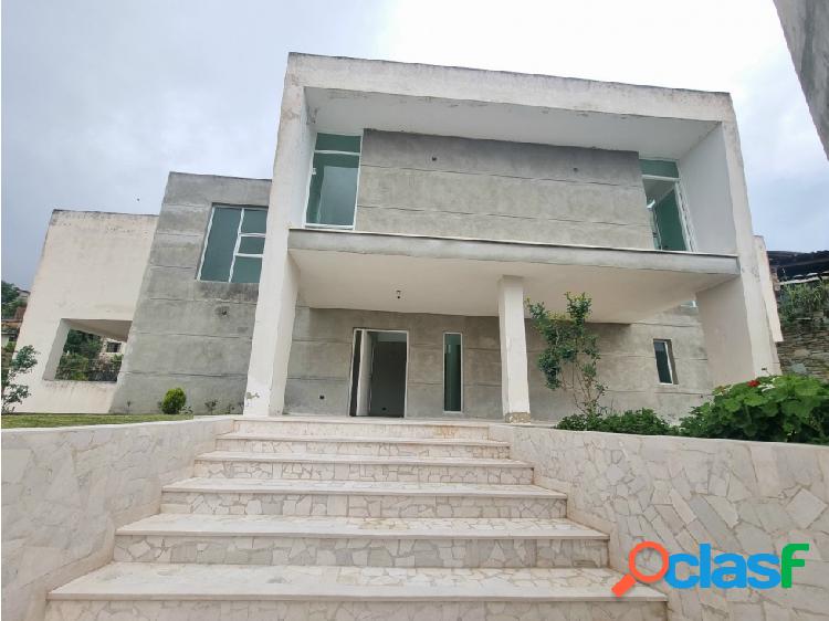 Casa en Venta 1244m2/7H+1HS+1HA/7B+7BS+1BA/10PE/1M Parque El