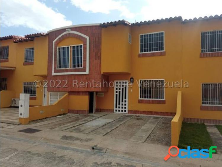 Casa en Venta Cabudare 23-2200 YB