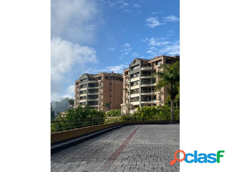 Se alquila apartamento 280mts en los Naranjos,