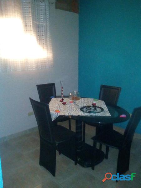 vendo juego de comedor, muebles y mesa de centro oferta