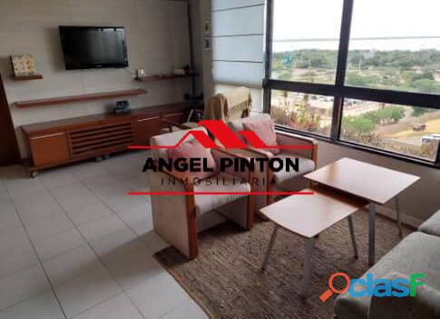 APARTAMENTO EN ALQUILER AV EL MILAGRO MARACAIBO API 3134