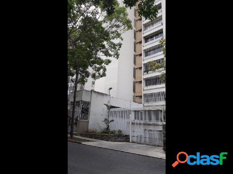 Se Vende apartamento en La Urbina (parte alta)