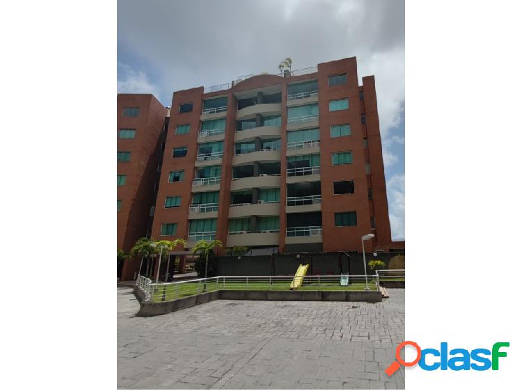 Apartamento duplex con terraza en Los Naranjos 160m2