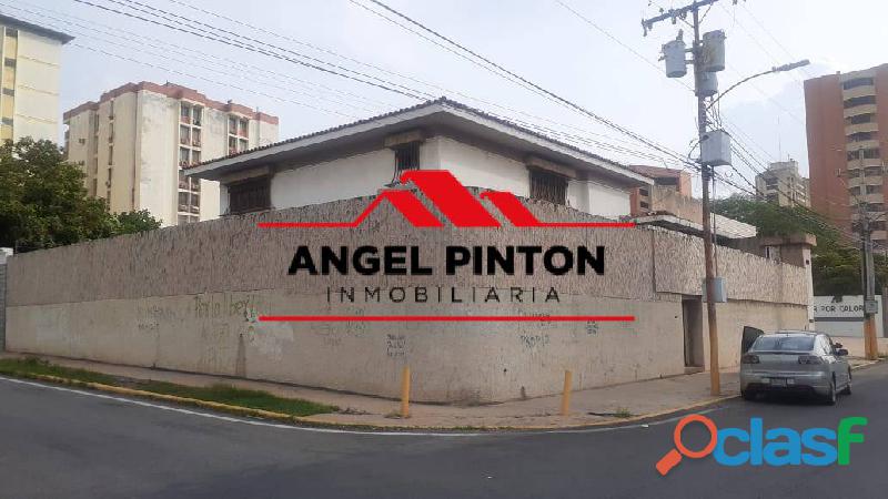 CASA EN VENTA EN BELLAS ARTES MARACAIBO API 3147