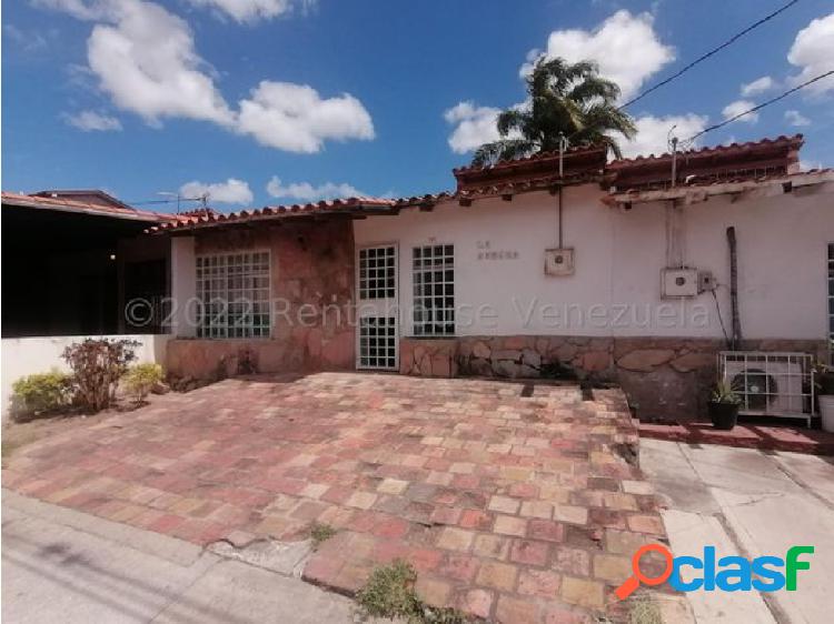 CASA EN VENTA CABUDARE CENTRO #22-18853 ZEGM 0414-7907176