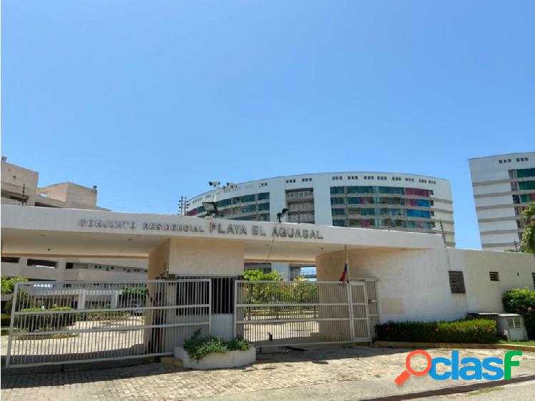 Se vende PB 90m2 3h/2B Agua sal. Higuerote