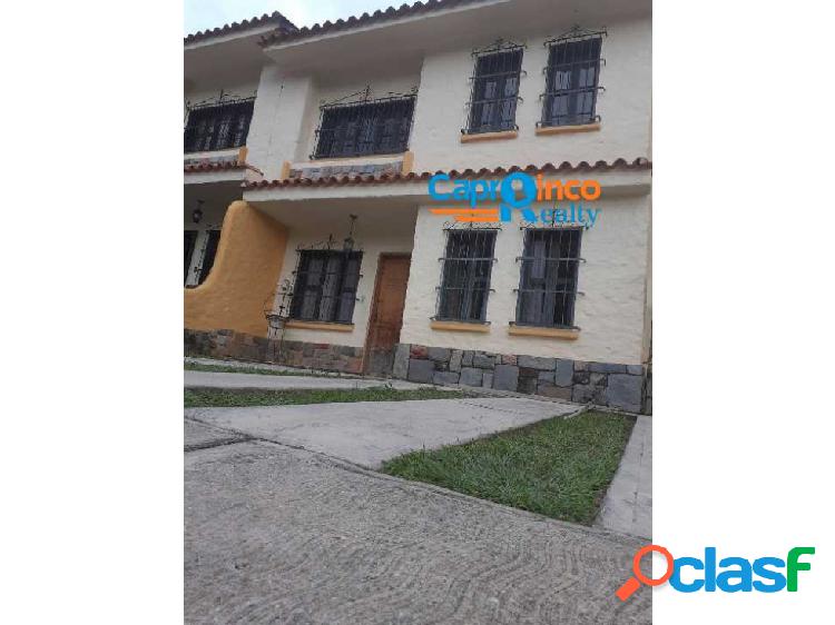 De oportunidad en venta Townhouse en el rincon