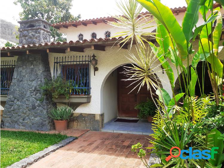 Vendo casa 600mts2 4h+s/5b+s/4pe Prados del Este 6421