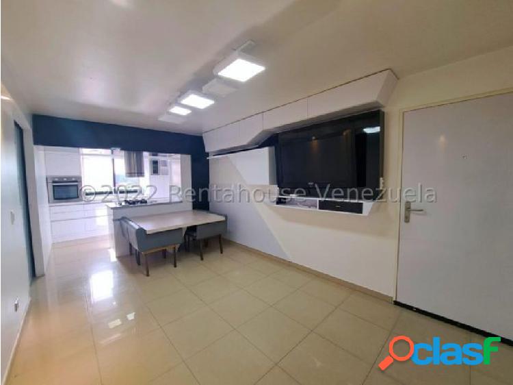 APARTAMENTO EN ALQUILER CIUDAD ROCA #23-5514 ZEGM