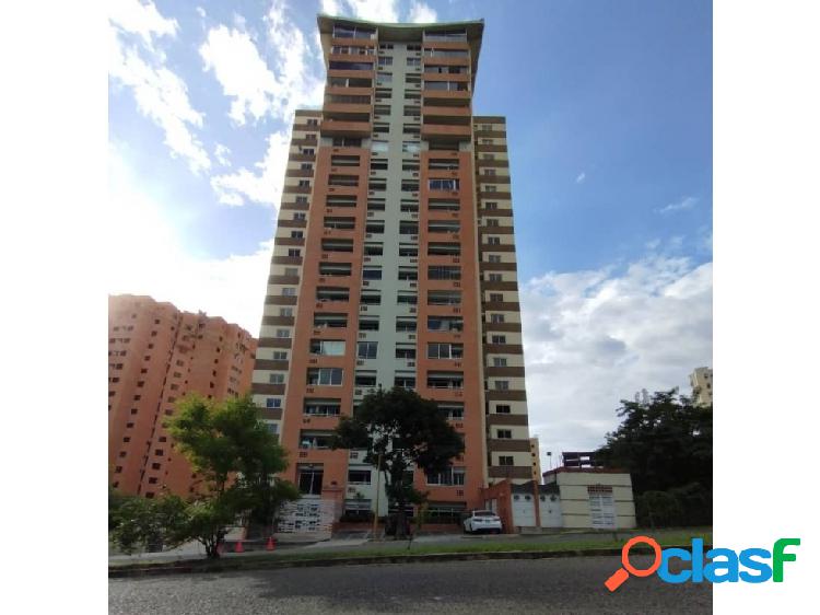 Apartamento en Urb. Las Chimeneas FOA-2404
