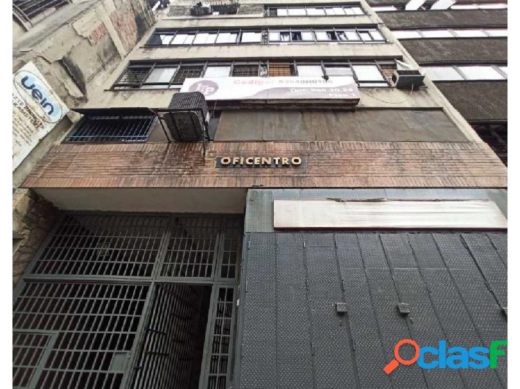 SE VENDE APTO 2HAB/1B/0PE AVENIDA BARALT EDIFICIO OFICENTRO