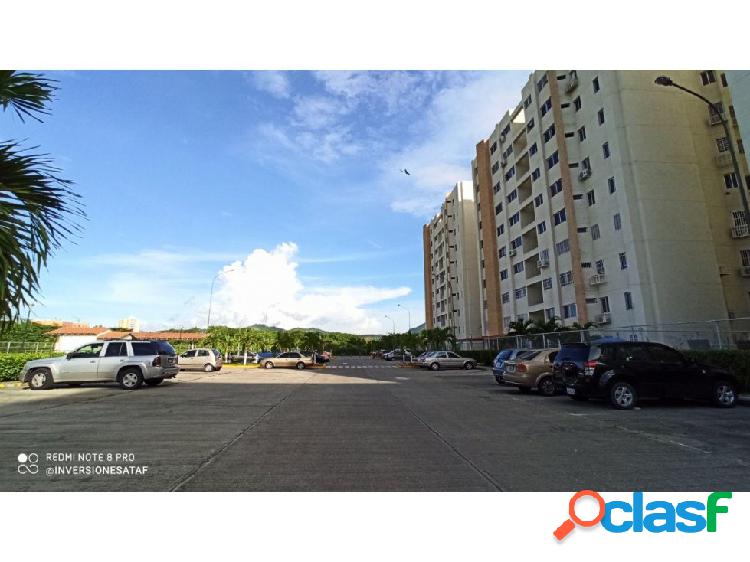 SE VENDE APTO 69MT2 / 2HAB / 2B / 2PE Guatire Plaza III