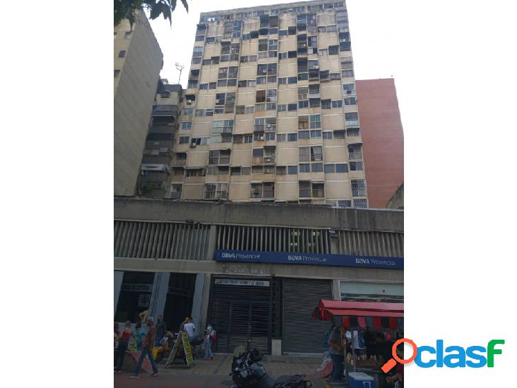 Se Vende Apartamento La Candelaria 80 M2 2h/1b/0pto.