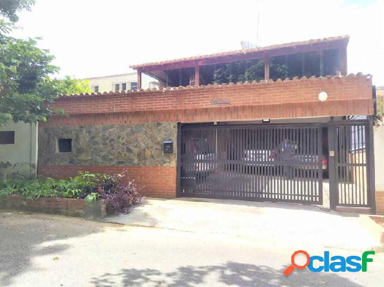 Se Vende Casa en El Cafetal Mls # 23-6017