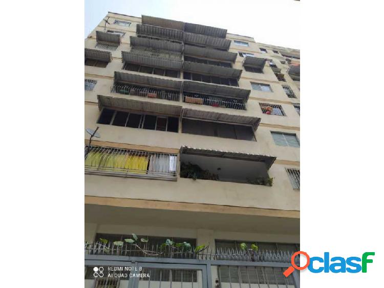 Se vende apartamento 83m2 2h/1b/1p La Candelaria 6355