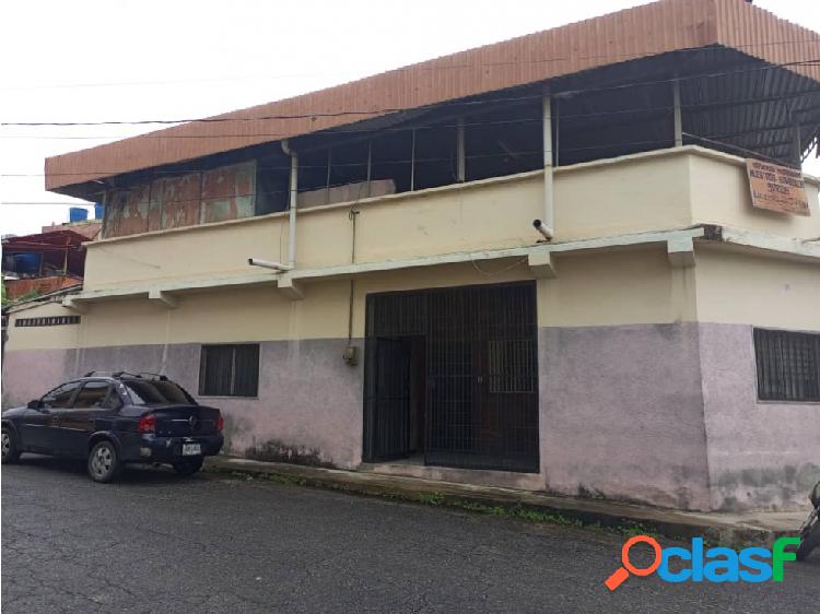 VENTA DE CASA CENTRICA UBICACION EN GUARENAS / PLAZA BOLIVAR