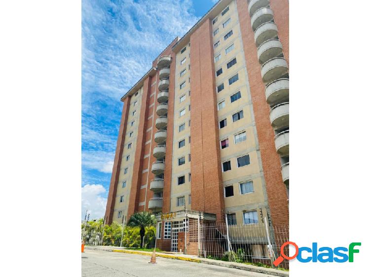 SE VENDE APARTAMENTO EN PARQUE CAIZA