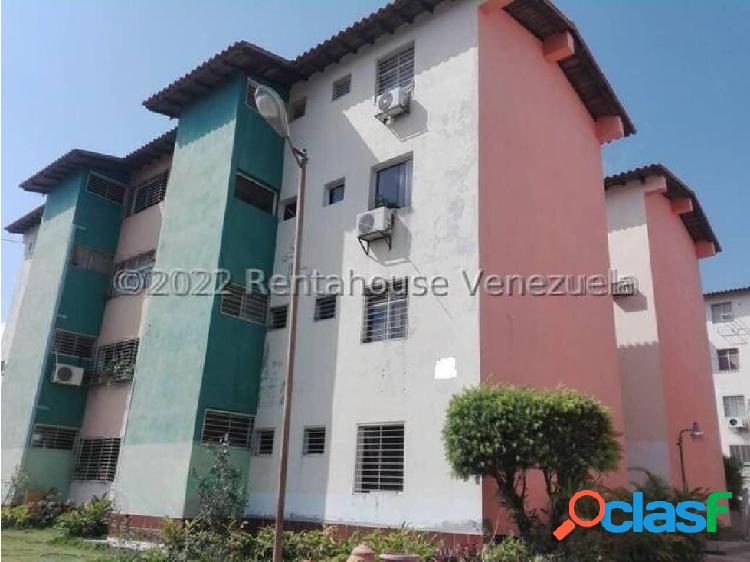 Apartamento en venta Urb. Patarata Barquisimeto 23-5027