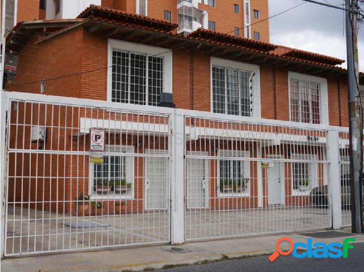 Townhouse en venta zona Este Barquisimeto 23-4949