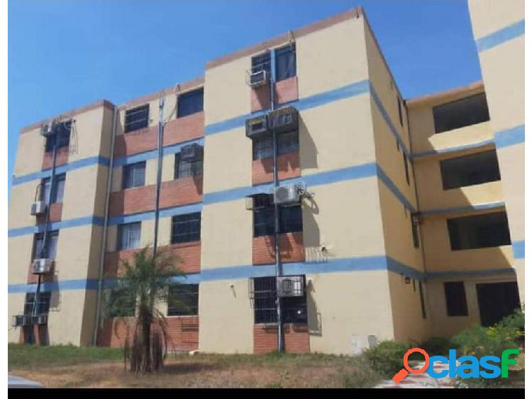 APARTAMENTO URBANIZACION PARAPARAL CONJUNTO RESIDENCIAL