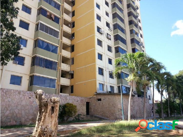 Apartamento en Venta Las Guacamayas Cabudare 23-1799 RM