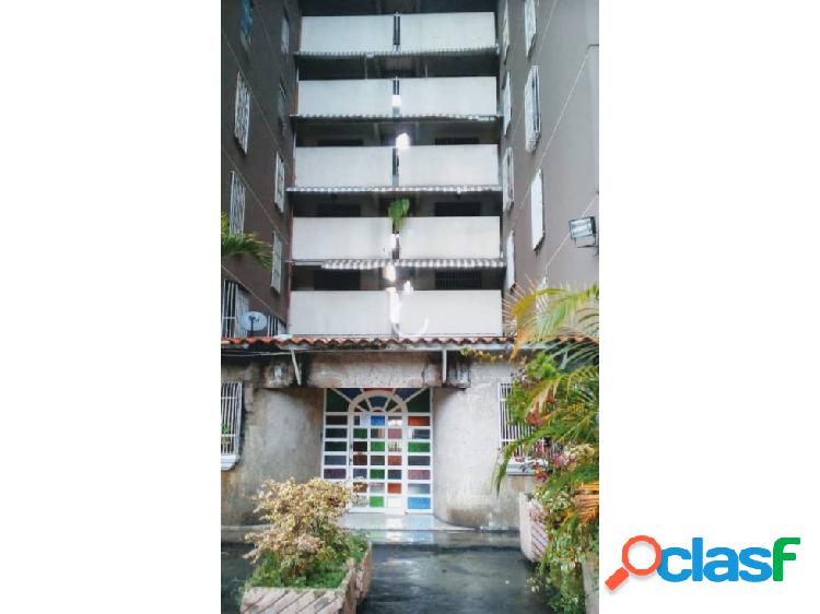 Apartamento en venta en los Teques (Residencias el encanto)