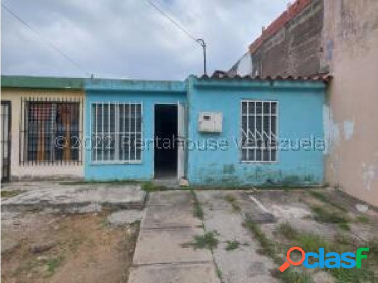 Casa en Venta Urbanizacion La Mora Cabudare 23-320 RM