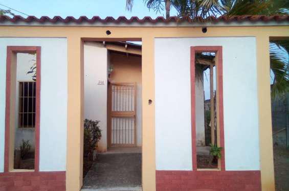 Vendo casa en urb valle alto charallave en Charallave