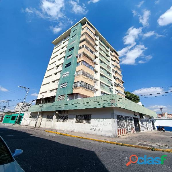 Se Vende Apartamento con excelente ubicación en el centro