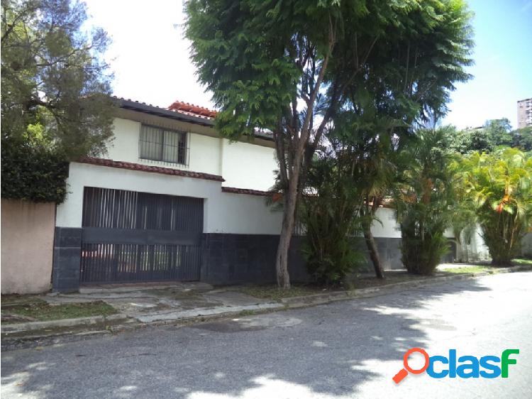 Vendo casa 400m2 4h/4b/4pe Terrazas del Club Hipico 1445