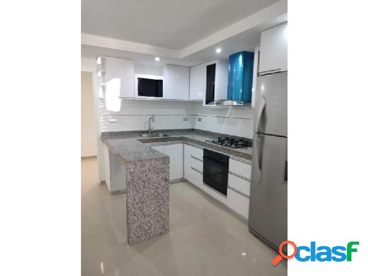 EN ALQUILER MODERNO TOWN HOUSE EN C.R CIUDAD REAL, BARCELONA