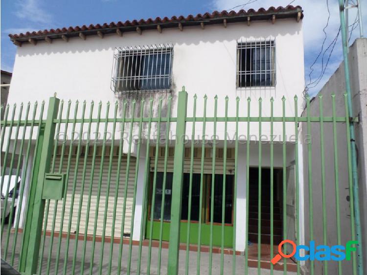 Apartamento alquiler centro de Barquisimeto 23-8446 DDS