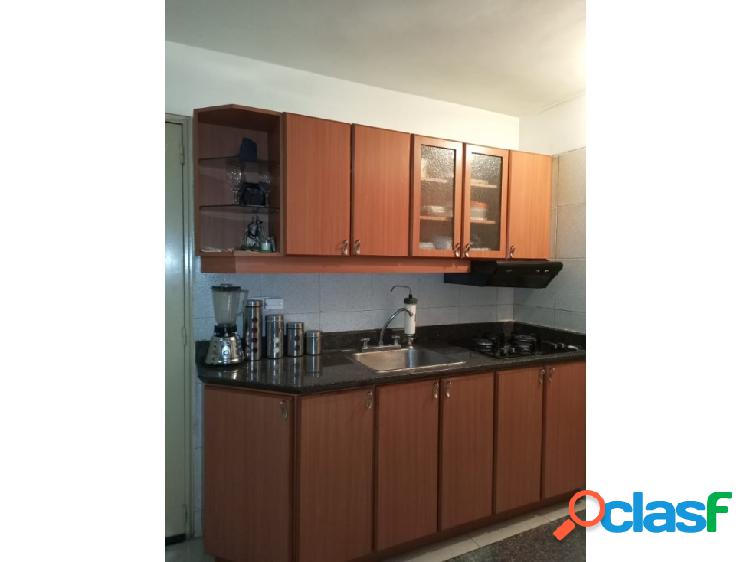 Excelente apartamento ubicado en emblemática zona